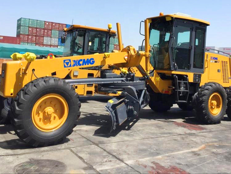 XCMG new road motor graders GR2003 Chinese 16 ton motor grader machine with Cummins engine for sale